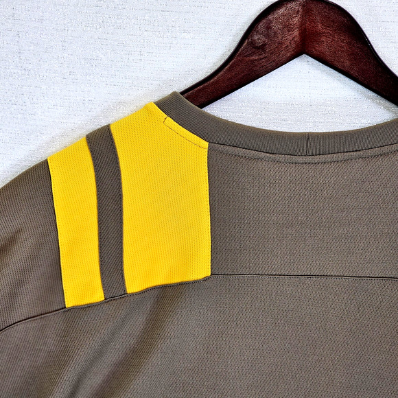 Nike Vintage Men's Shirt Brown and Yellow Stripe Soccer 90s Y2K Size XXL Top - Picture 3 of 9